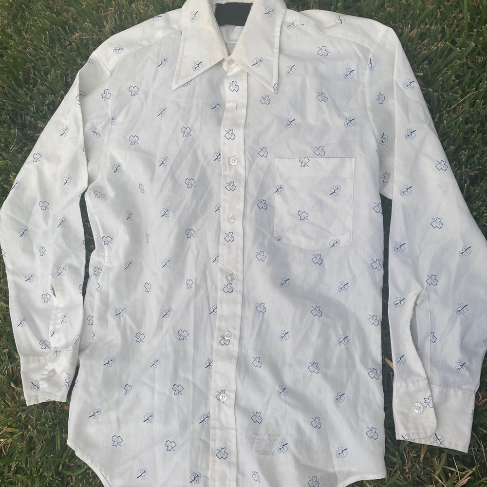 COPY LIGHT WEIGHT LONG SLEEVE EMBROIDERED BUTTON SHIRT